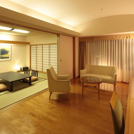 Royal Pines Hotel Urawa Saitama Room photo