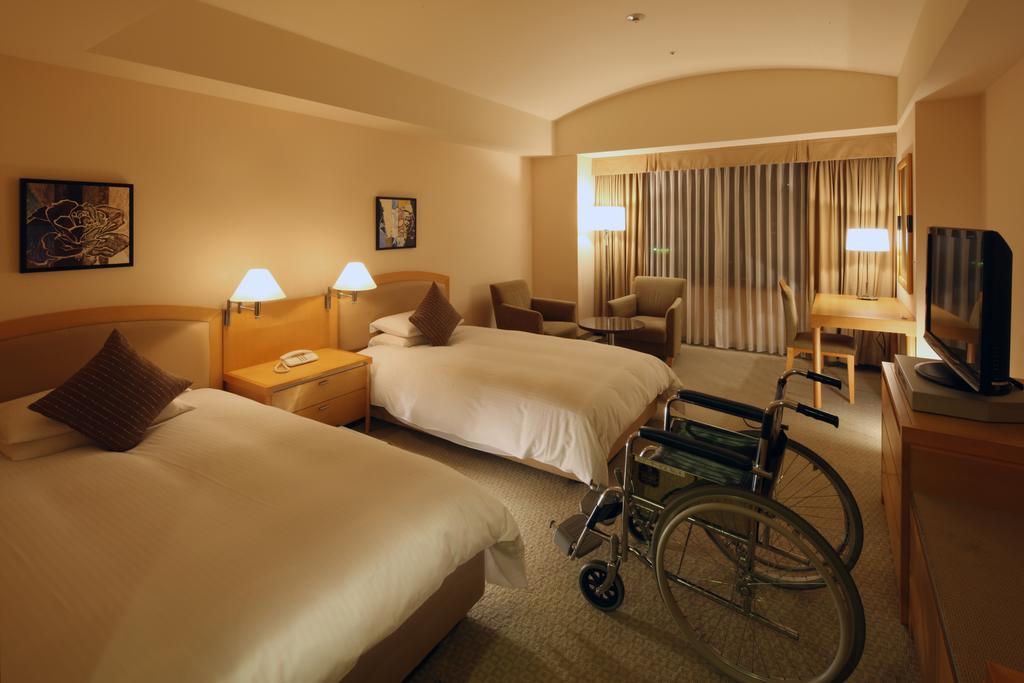Royal Pines Hotel Urawa Saitama Exterior photo