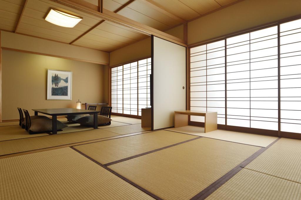 Royal Pines Hotel Urawa Saitama Exterior photo